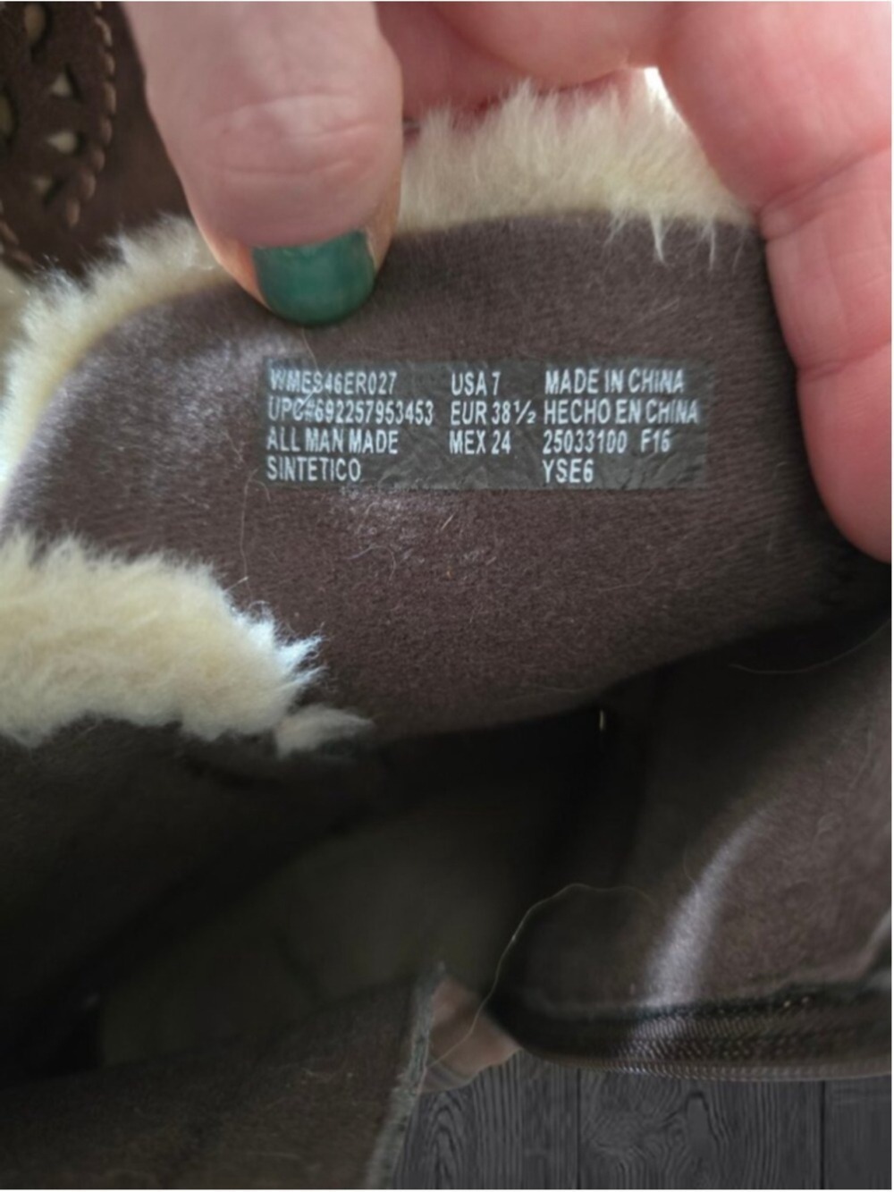 Women's Vegan Suede Warm Winter Boots - Picture 4 of 6